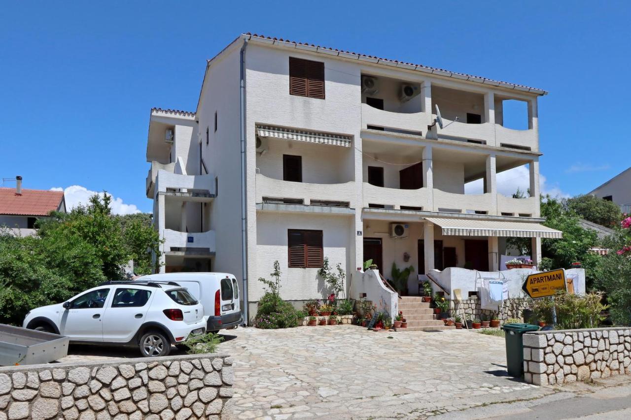 Apartments By The Sea Mandre, Pag - 3084 Kolan Zewnętrze zdjęcie