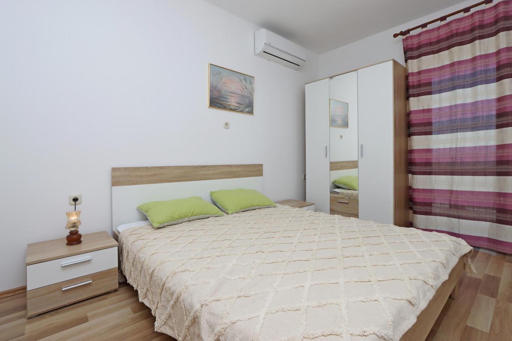 Apartments By The Sea Mandre, Pag - 3084 Kolan Zewnętrze zdjęcie